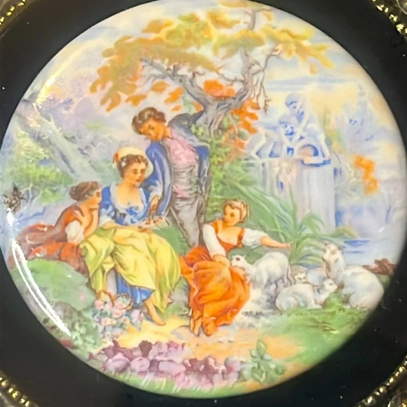 Fragonard Limoges Victorian Courting Scene Porcelain Plaque Shadowbox Gold frame - Picture 3 of 7